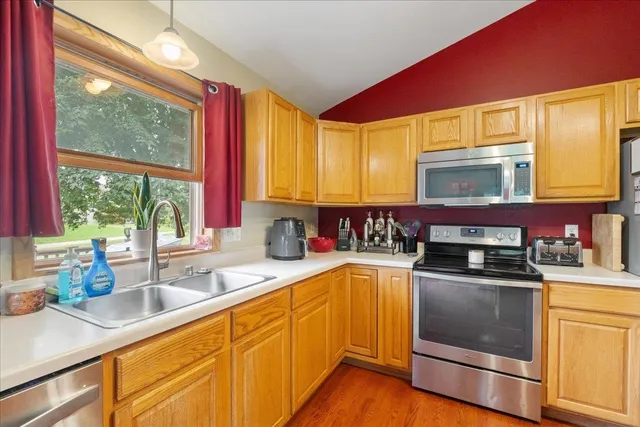 $460,000 | 1171 Carriage Drive, Sun Prairie, WI 53590