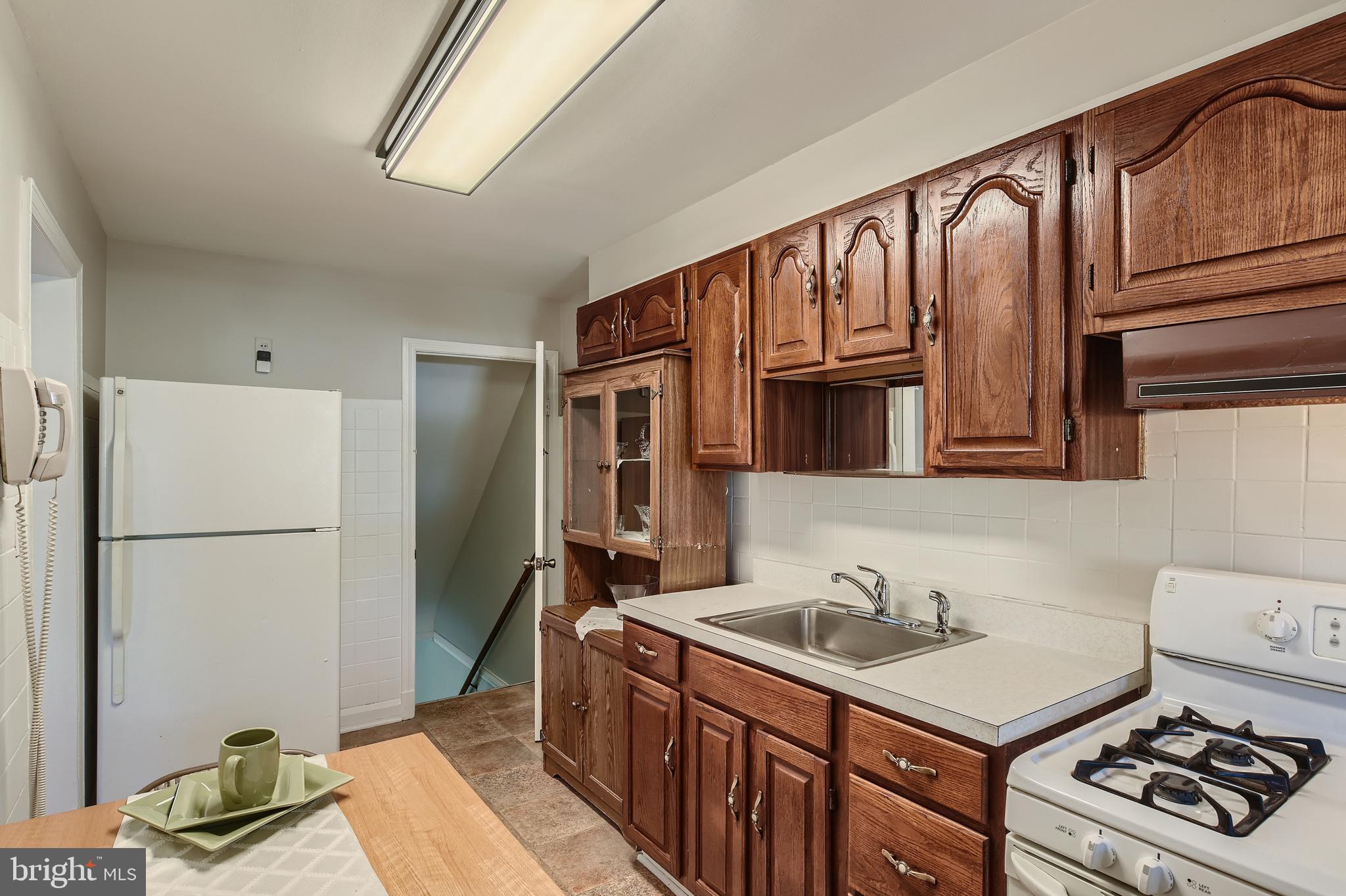 1922 Searles Road Dundalk, MD 21222 - Photo 11 of 28 Kitchen