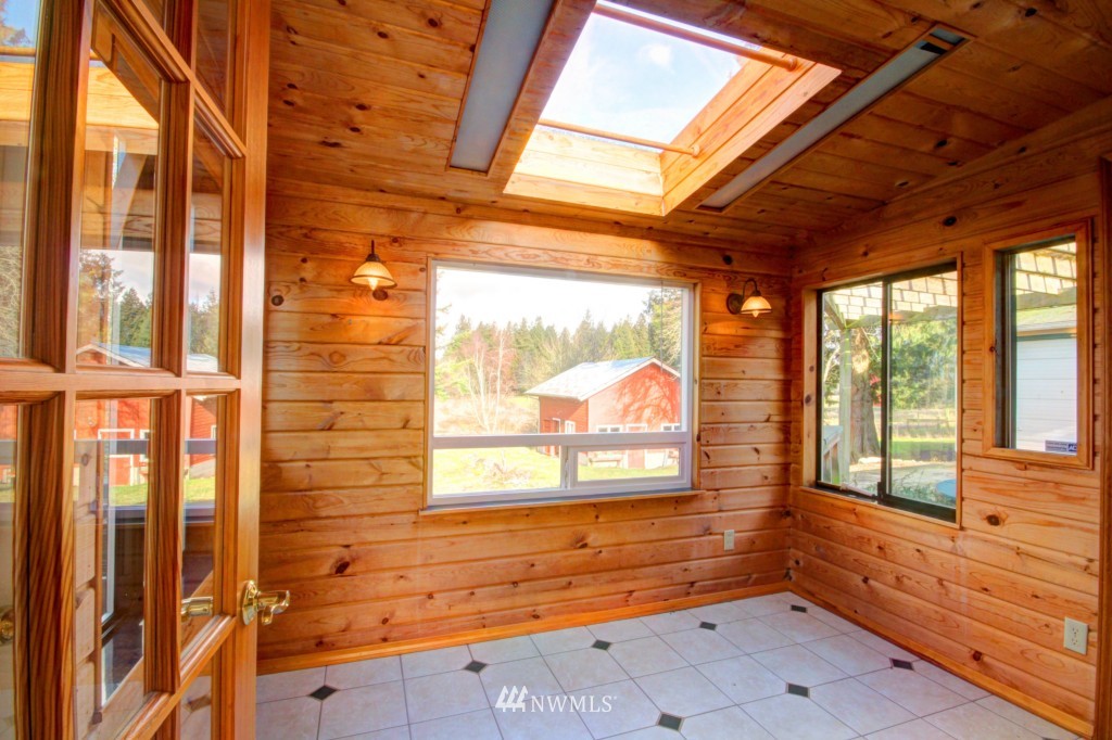 386 East Laurel Road Bellingham, WA 98226 - Photo 12 of 24