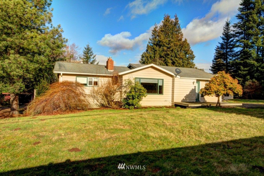 386 East Laurel Road Bellingham, WA 98226 - Photo 4 of 24