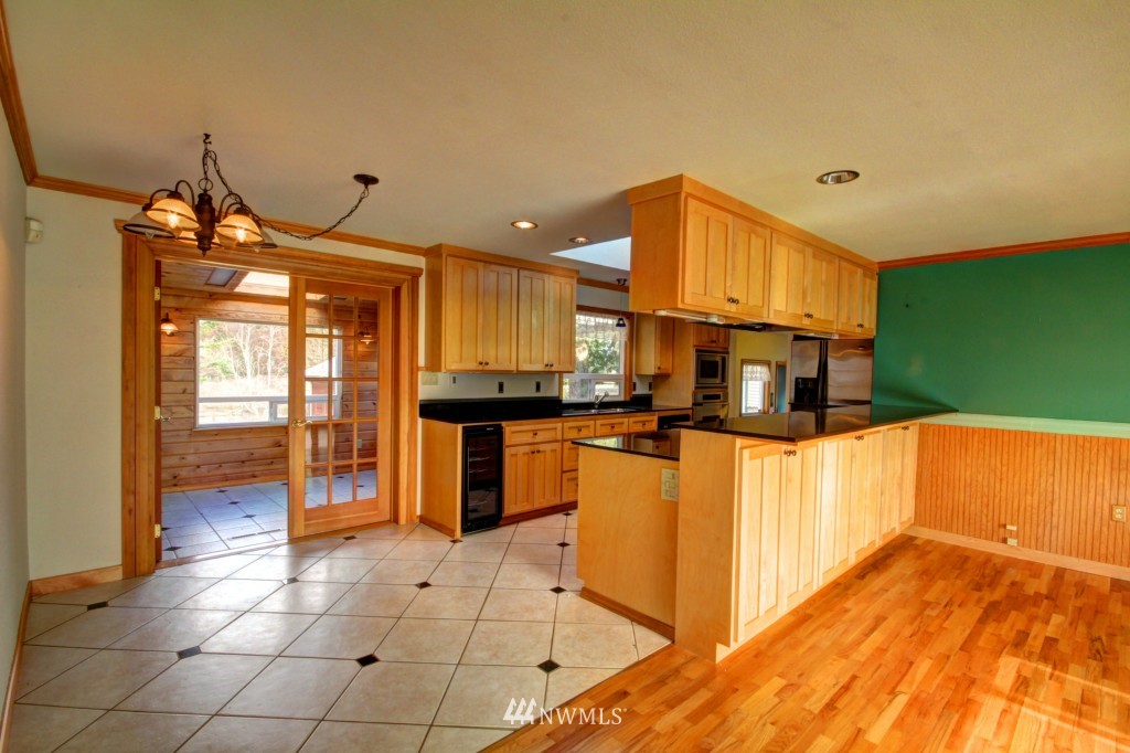 386 East Laurel Road Bellingham, WA 98226 - Photo 9 of 24