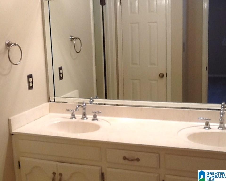 5163 Colonial Park Road Birmingham, AL 35242 - Photo 21 of 47
