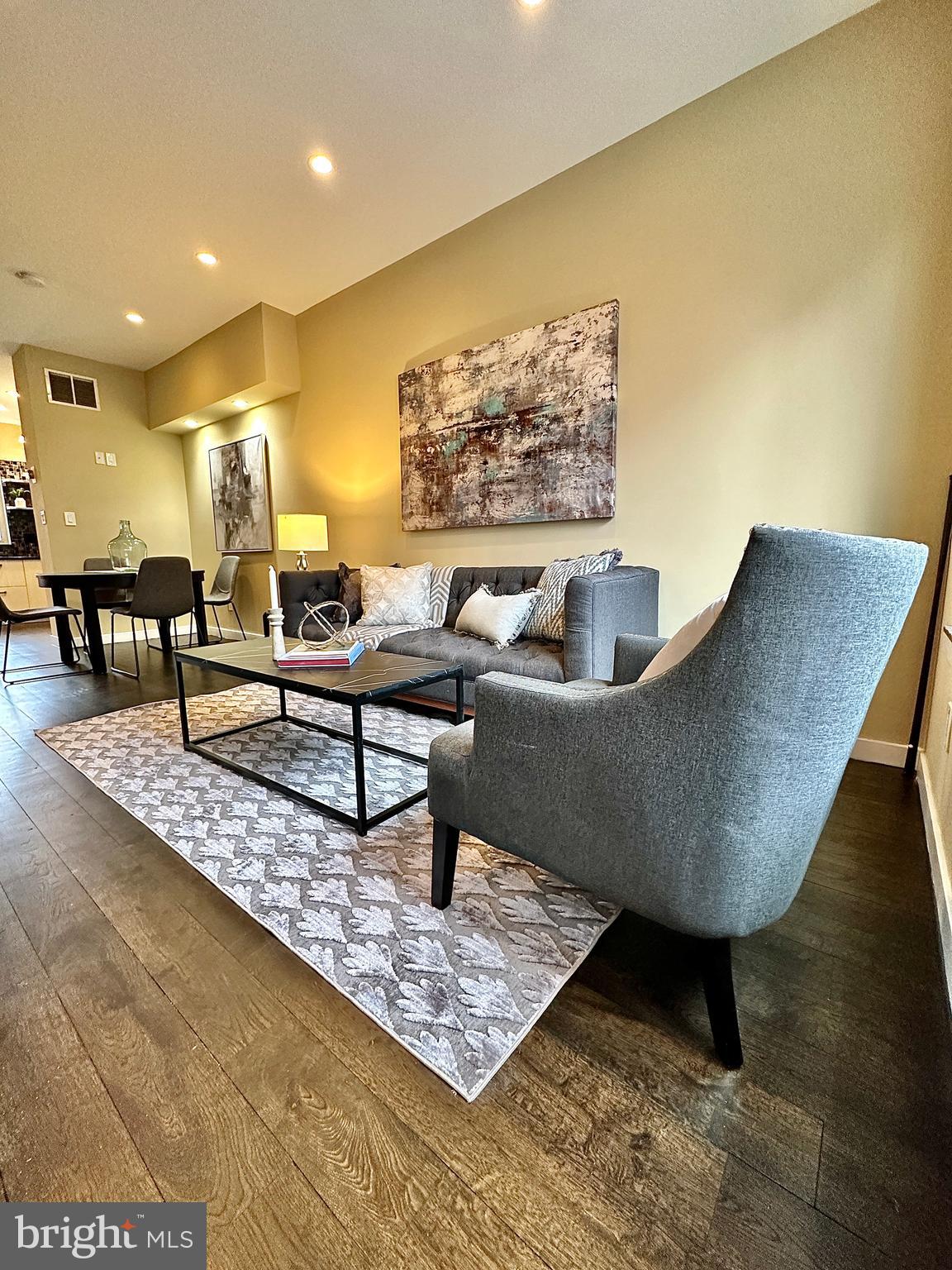 1017 North 3rd Street Philadelphia, PA 19123 - Photo 2 of 49 Open floorplan