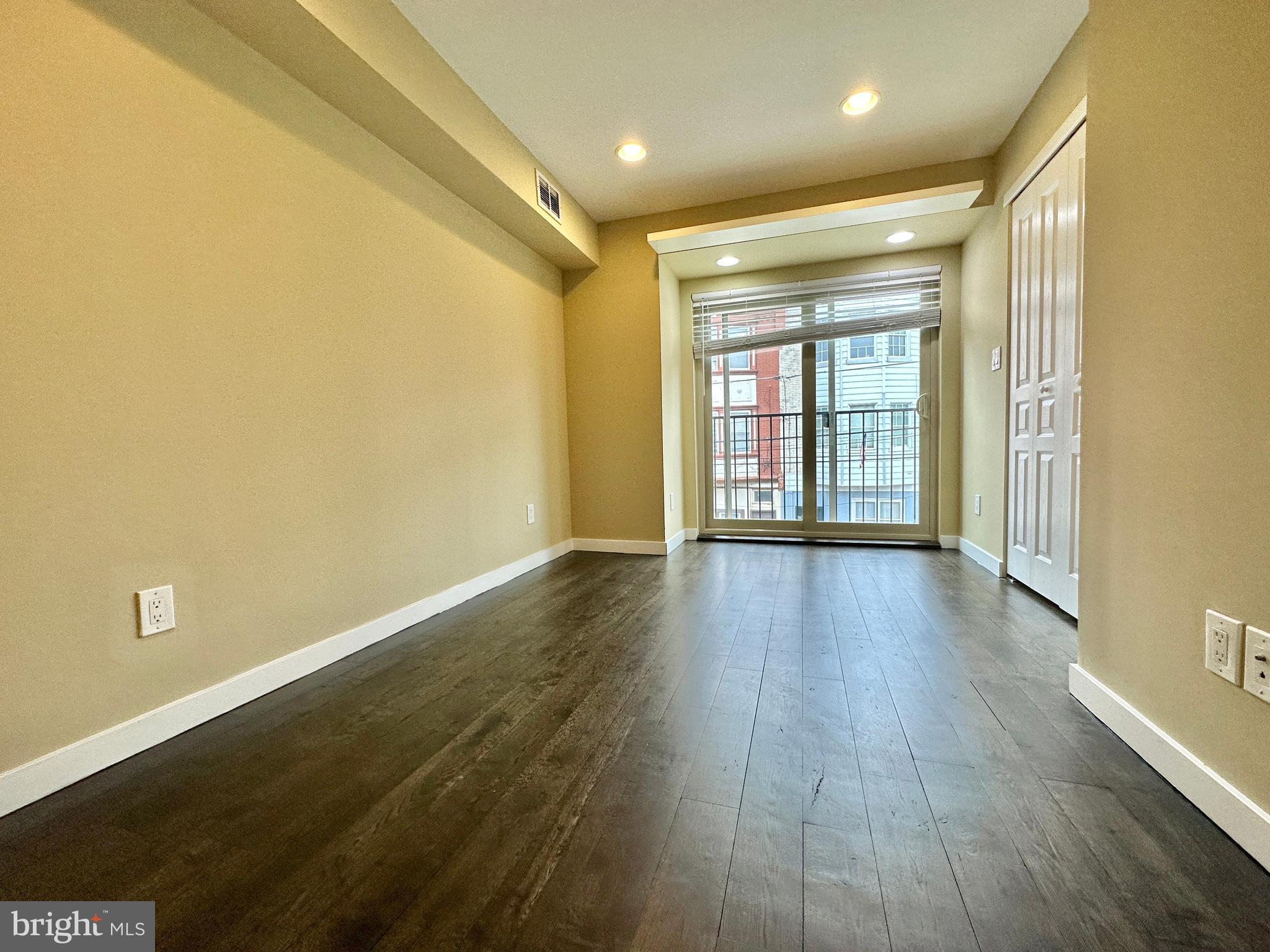 1017 North 3rd Street Philadelphia, PA 19123 - Photo 31 of 49 Front bedroom 2nd fl