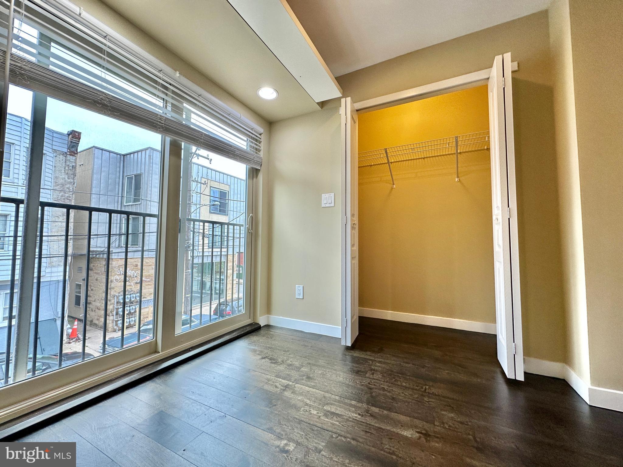 1017 North 3rd Street Philadelphia, PA 19123 - Photo 32 of 49 Front bedroom 2nd fl