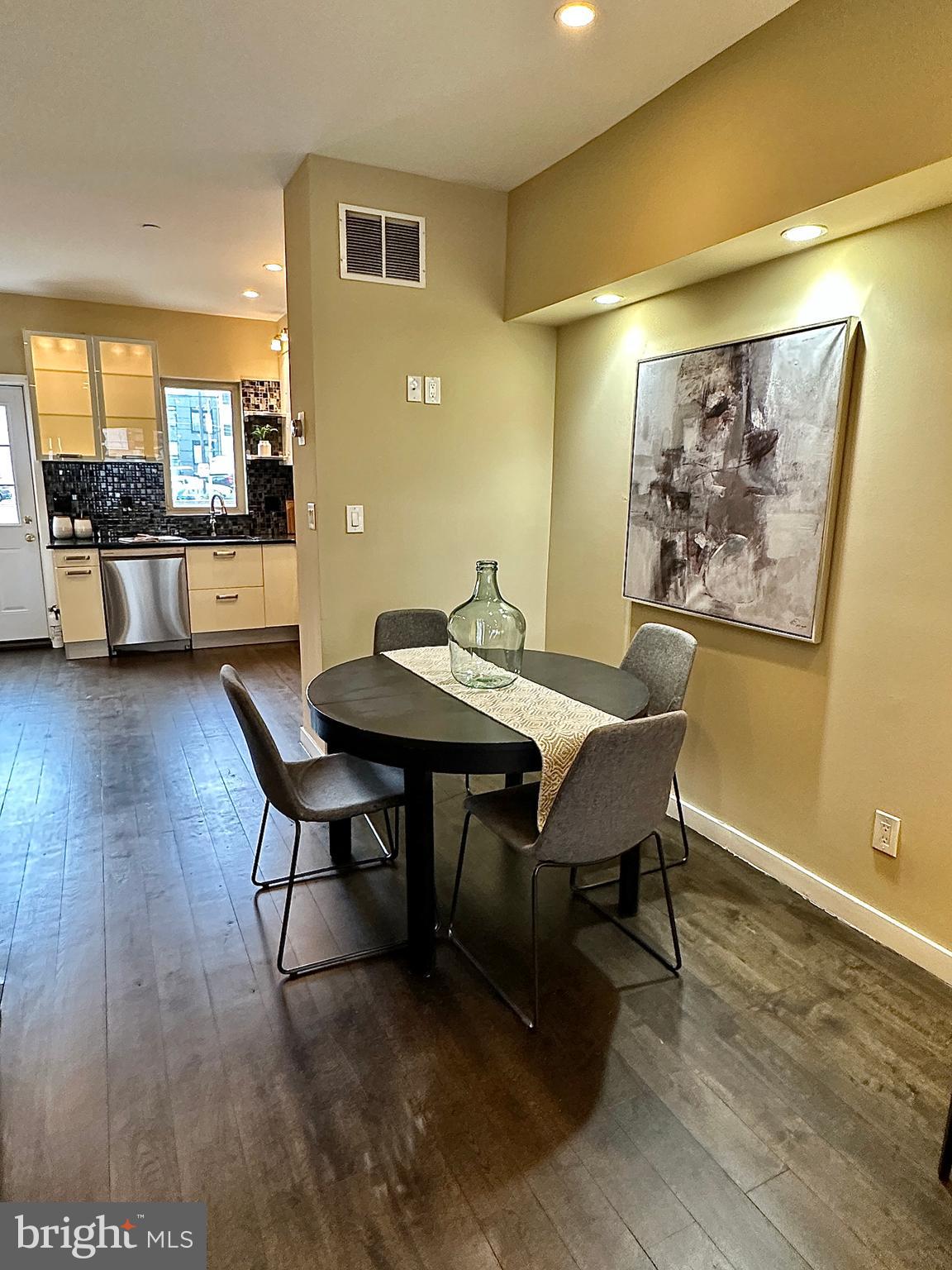 1017 North 3rd Street Philadelphia, PA 19123 - Photo 8 of 49 Dining/kitchen area