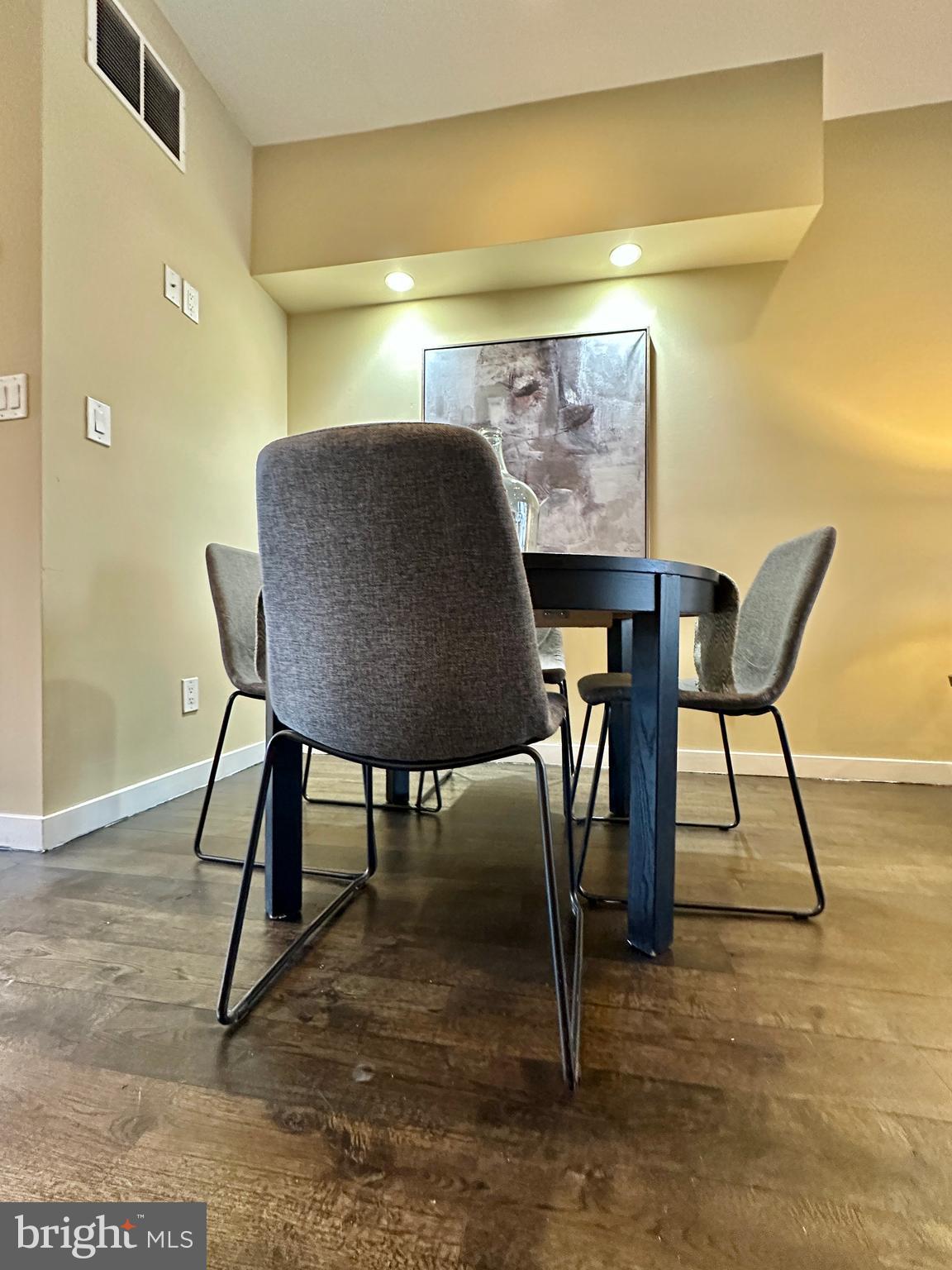1017 North 3rd Street Philadelphia, PA 19123 - Photo 9 of 49 Dining area