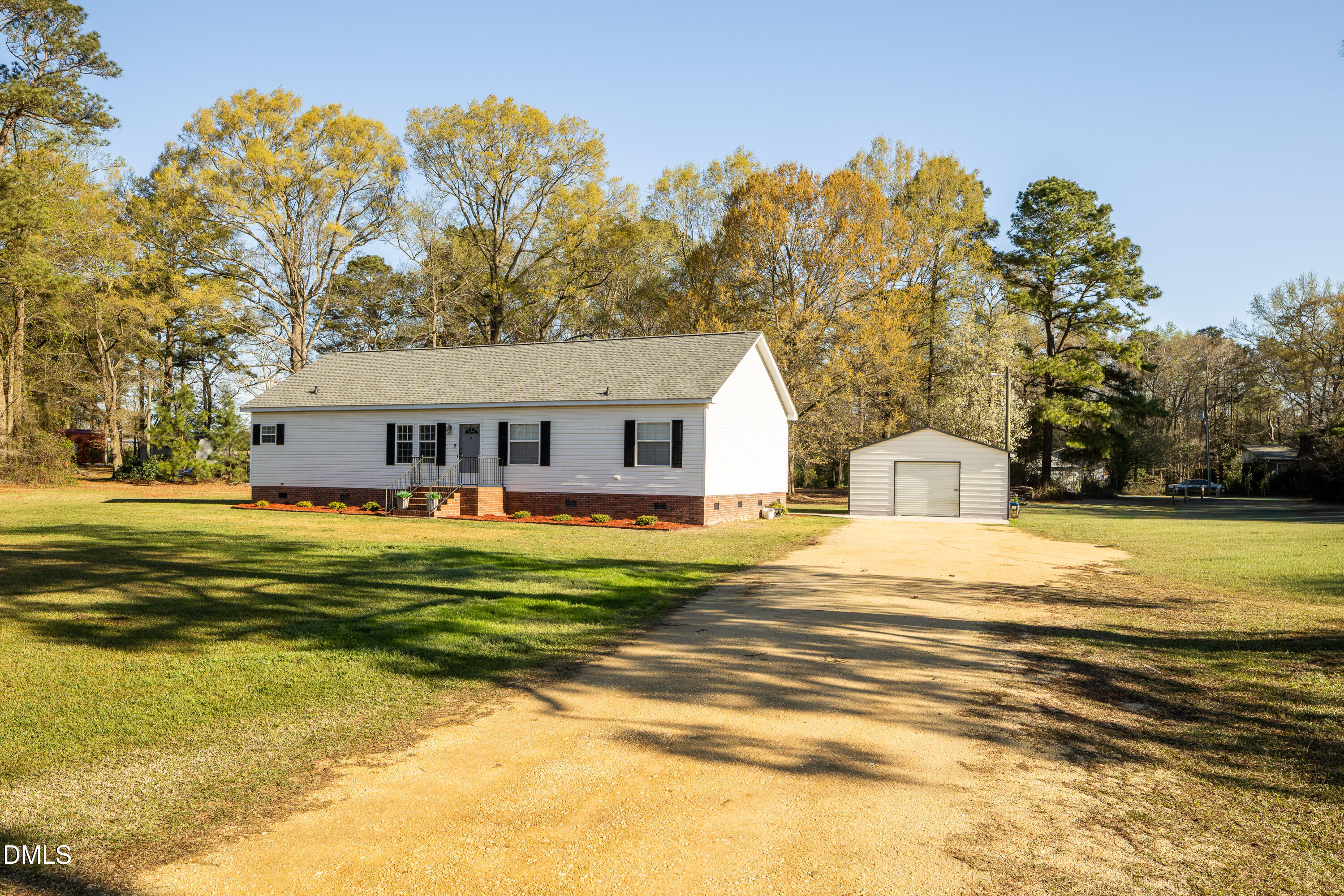 2304 5 Bridge Road Clinton, NC 28328 - Photo 1 of 30 2304 Five Bridge Rd2