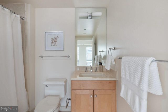 $855,000 | 1111 19th Street North, Unit 1907, Arlington, VA 22209