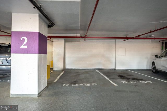 $855,000 | 1111 19th Street North, Unit 1907, Arlington, VA 22209