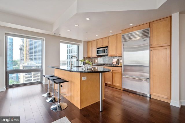 $855,000 | 1111 19th Street North, Unit 1907, Arlington, VA 22209