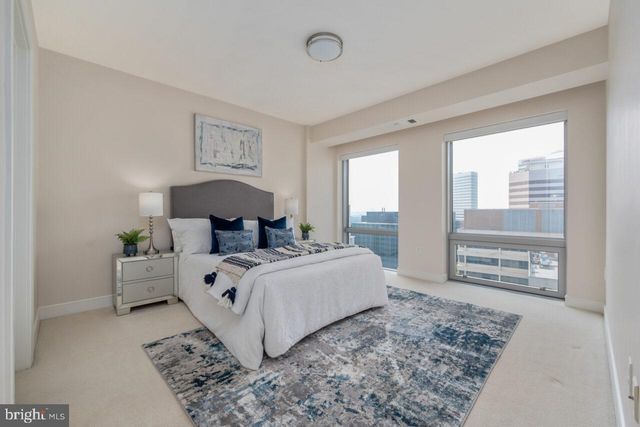 $855,000 | 1111 19th Street North, Unit 1907, Arlington, VA 22209