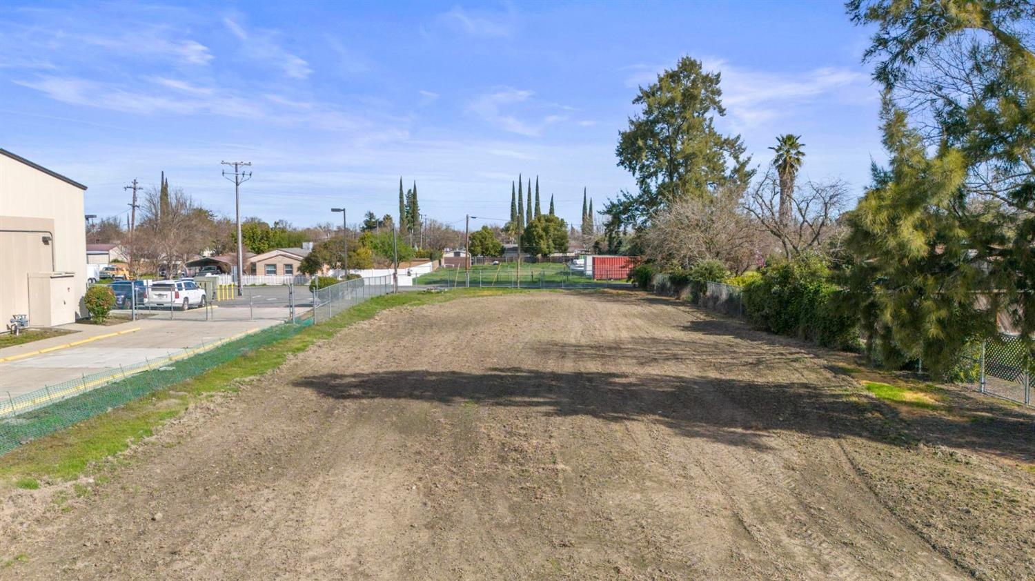 0 Ware Avenue Colusa, CA 95932 - Photo 11 of 21 a view of a basketball court
