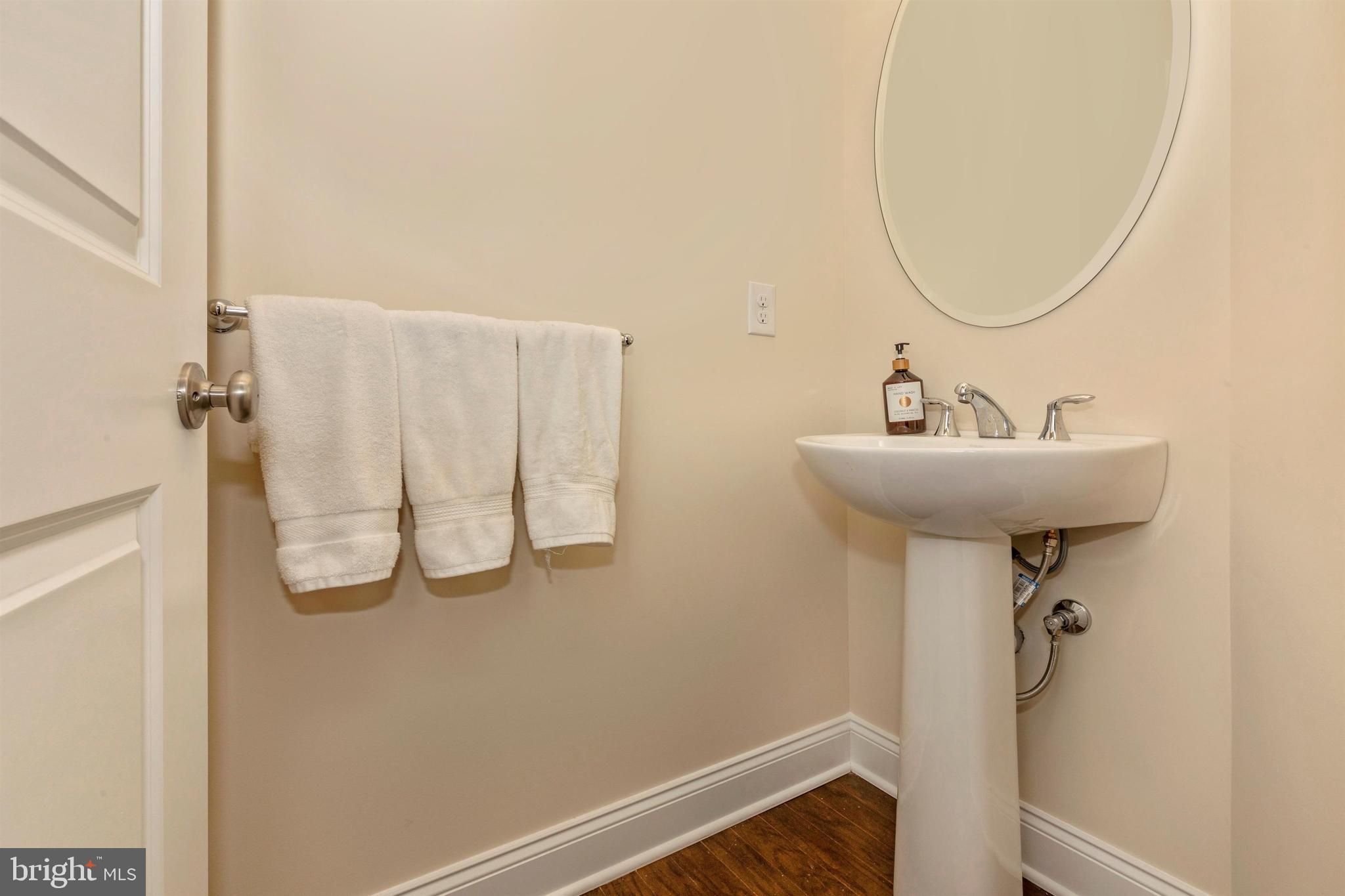 209 Avian Alley Springfield, PA 19064 - Photo 32 of 39 Gallery Image 32