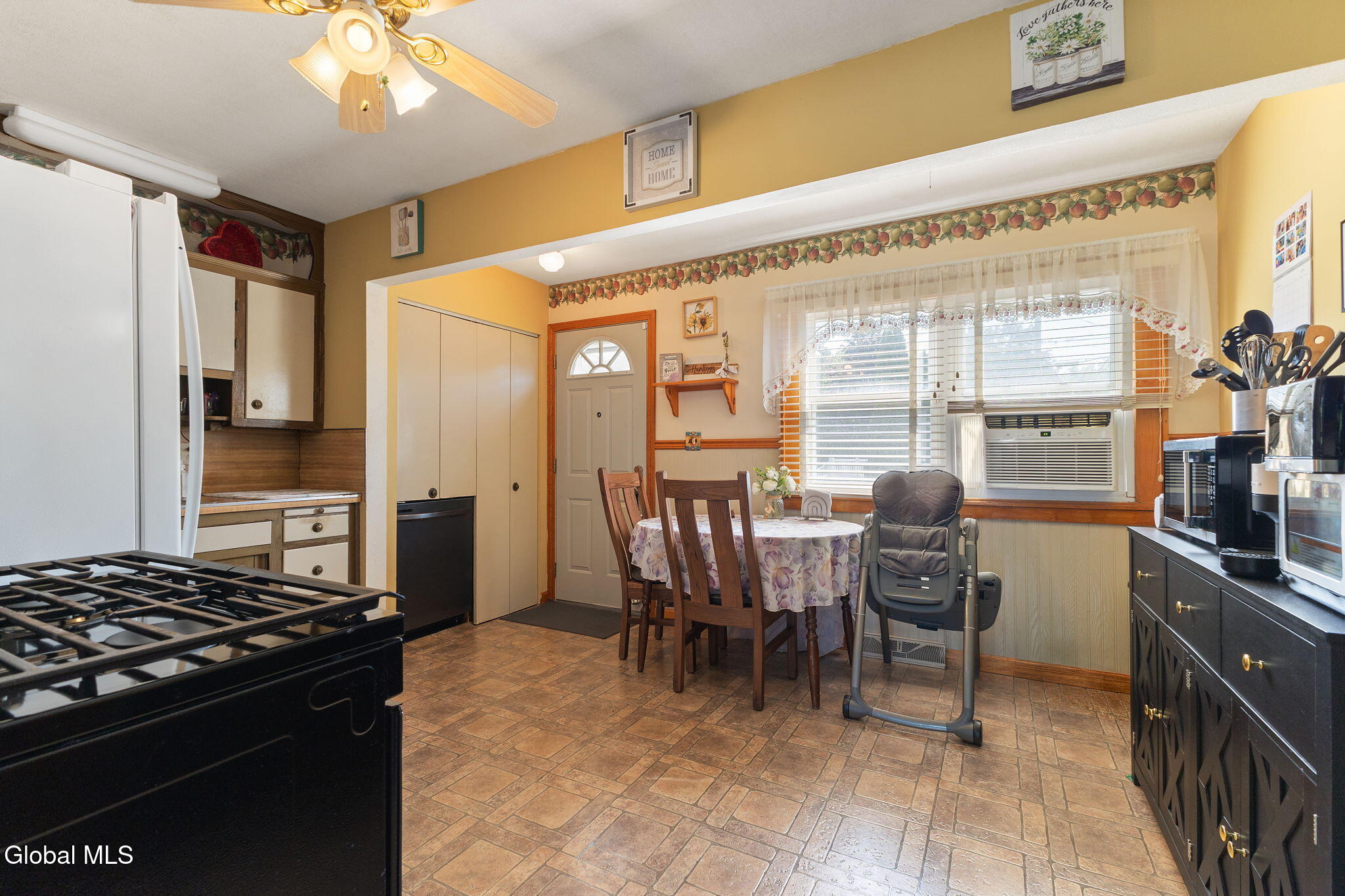 10 Tanglewood Road Colonie, NY 12205 - Photo 10 of 44 50-10 Tanglewood Rd NEW15
