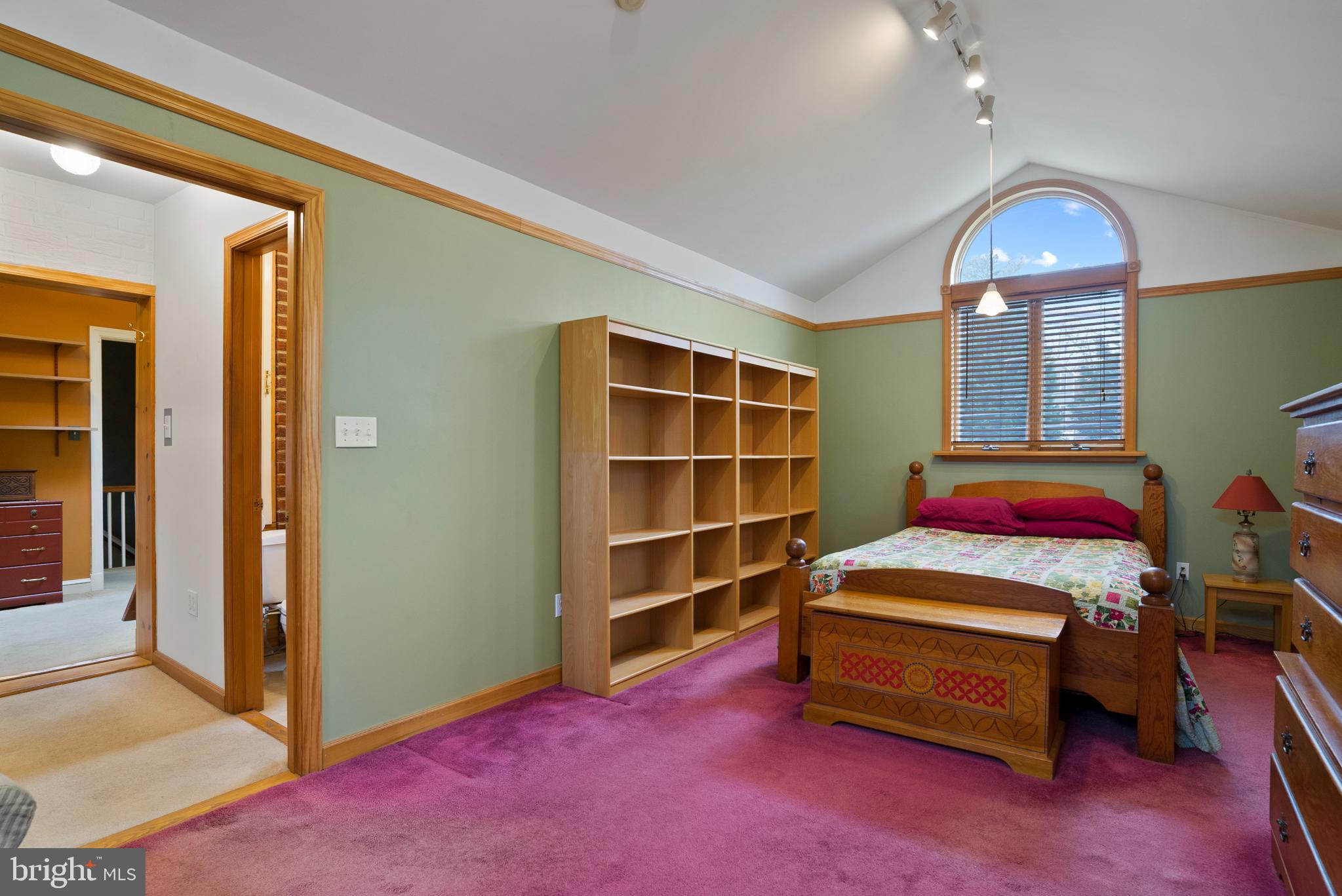 10016 Tenbrook Drive Silver Spring, MD 20901 - Photo 16 of 23 Spacious primary bedroom.