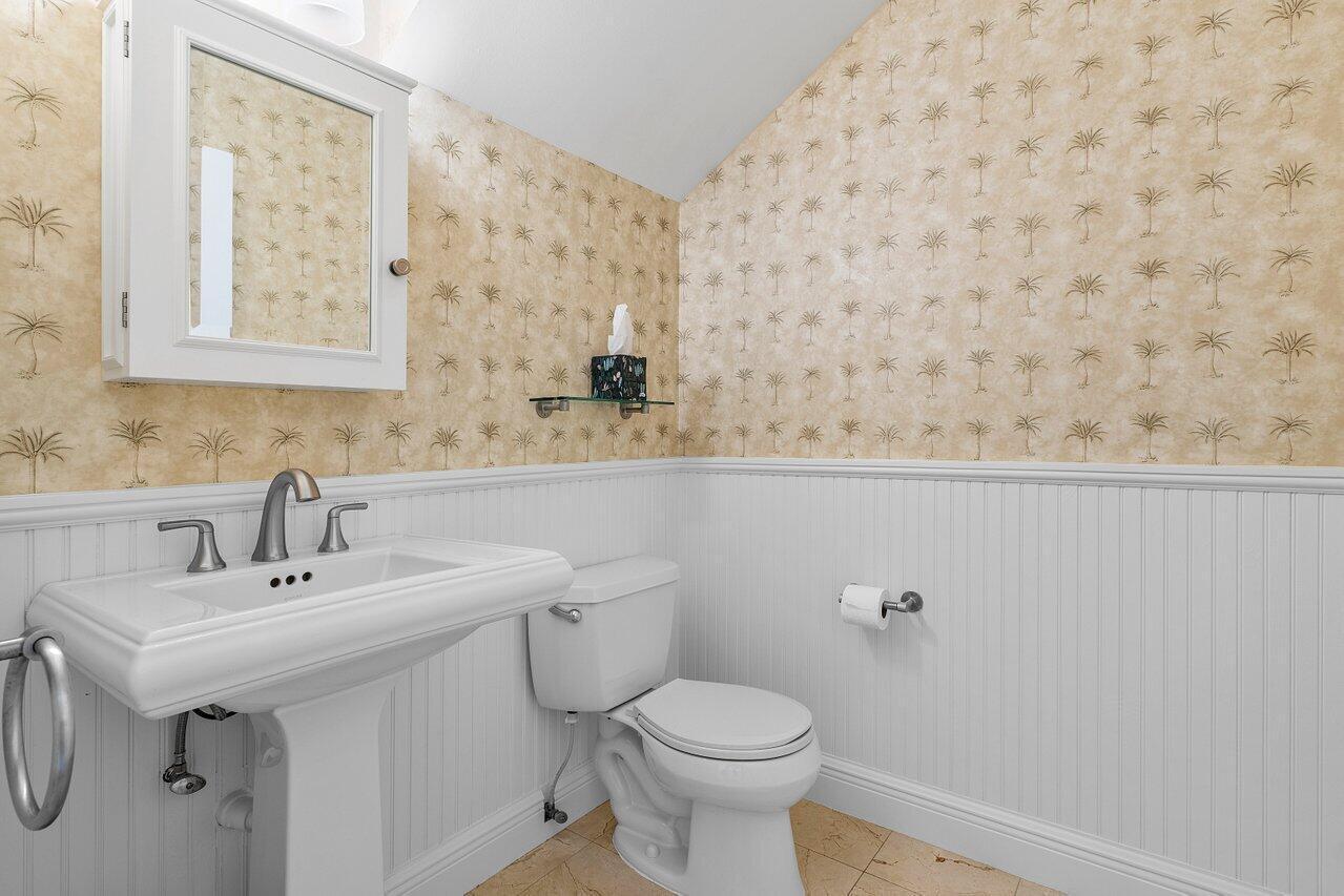 11842 Island Lakes Lane Boca Raton, FL 33498 - Photo 20 of 49 010-11842IslandLakesLane-BocaRaton-FL-33