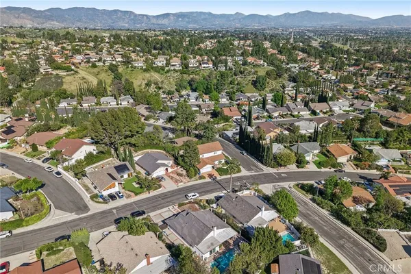 $1,099,950 | 11461 Amigo Avenue, Porter Ranch, CA 91326