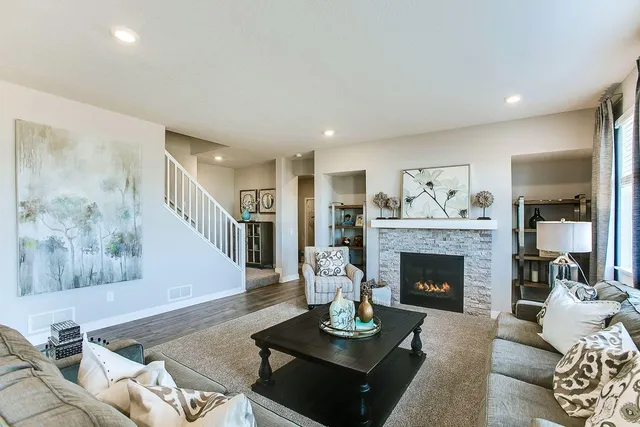 $685,000 | 3923 Carver Path, Chaska, MN 55318