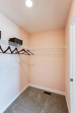 $685,000 | 3923 Carver Path, Chaska, MN 55318