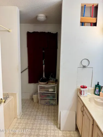 $240,000 | 14192 Old Highway 67, Biloxi, MS 39532