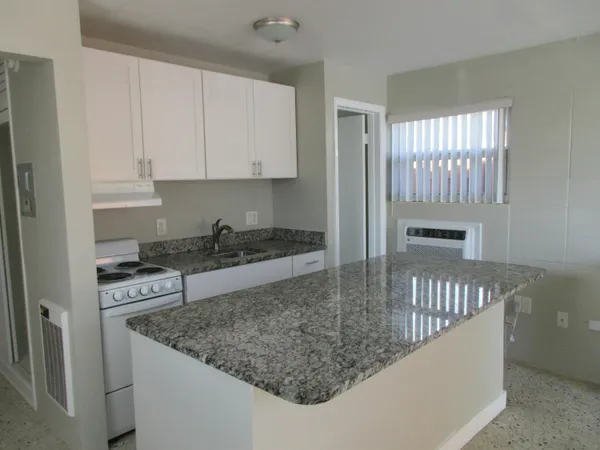 $1,300 | 1238 17th Avenue North, Unit 6, Lake Worth Beach, FL 33460