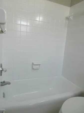 $1,300 | 1238 17th Avenue North, Unit 6, Lake Worth Beach, FL 33460