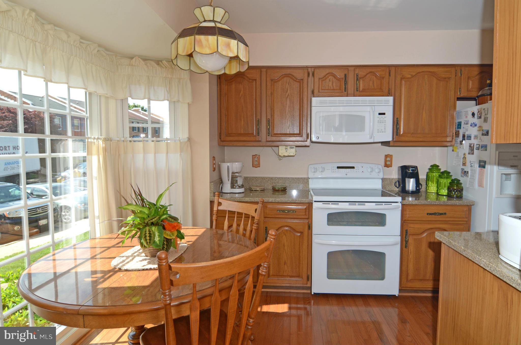 488 Colonial Ridge Lane Arnold, MD 21012 - Photo 6 of 29 Kitchen