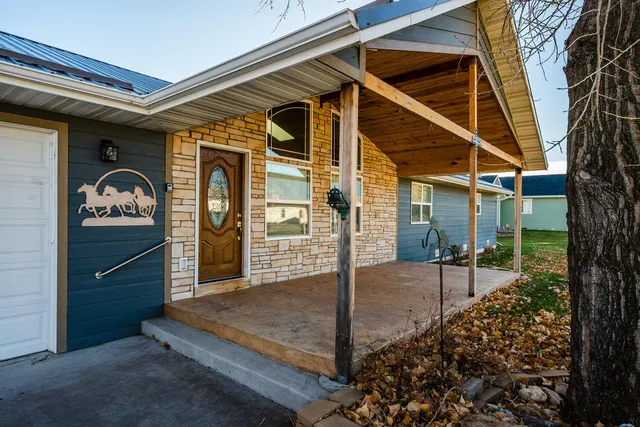 $550,000 | 1005 Beckton Road, Dayton, WY 82836