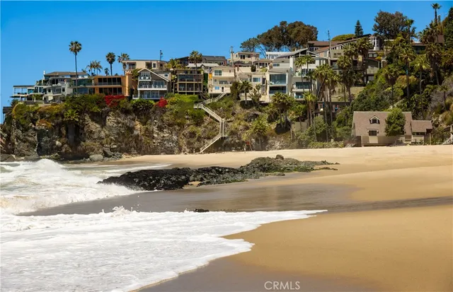 $9,950,000 | 31899 Circle Drive, Laguna Beach, CA 92651