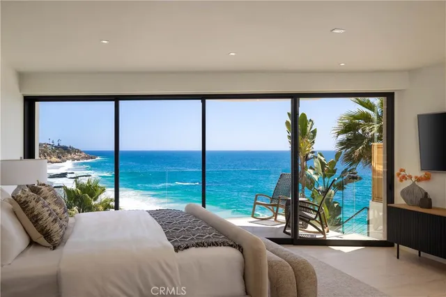 $9,950,000 | 31899 Circle Drive, Laguna Beach, CA 92651