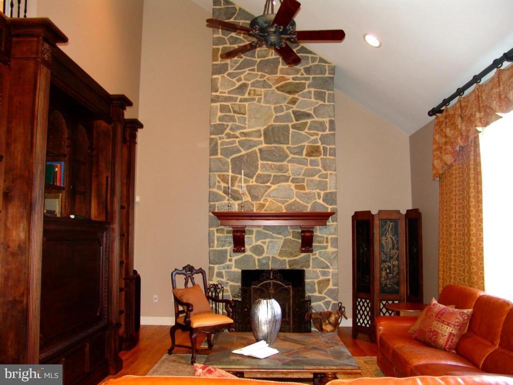 763 Goose Neck Drive Lititz, PA 17543 - Photo 4 of 26 Gallery Image 4