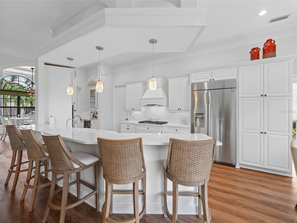 531 Ranger Lane Longboat Key, FL 34228 - Photo 10 of 88 Gallery Image 10