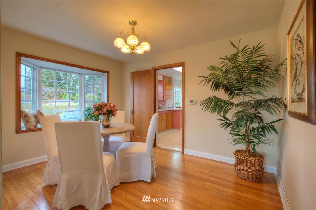 3020 Northwest 75th Street Seattle, WA 98117 - Photo 6 of 22 a living room with furniture and a potted plant