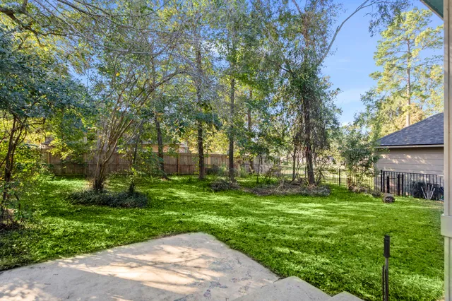 $369,000 | 14731 Antares Drive, Willis, TX 77318