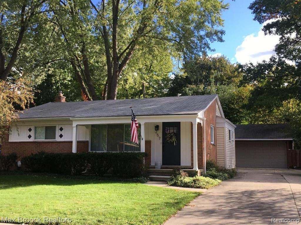 257 Winry Drive Rochester Hills, MI 48307 - Photo 1 of 17