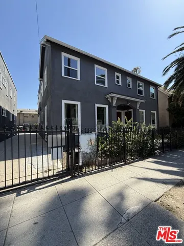 $1,450 | 5526 Franklin Avenue, Unit 1/2, Los Angeles, CA 90028