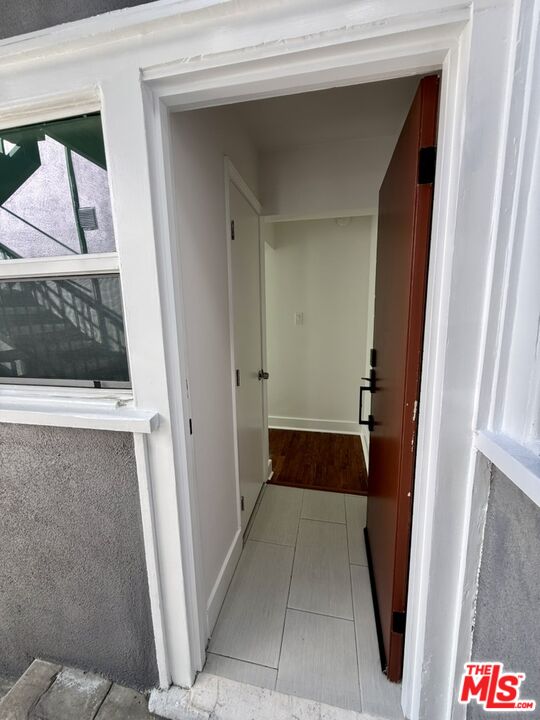 5526 Franklin Avenue, Unit 1/2 Los Angeles, CA 90028 - Photo 3 of 15