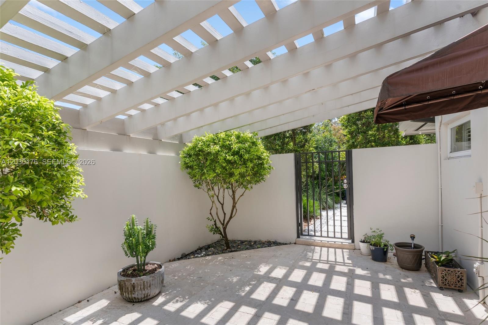 451 Ridge Road Coral Gables, FL 33143 - Photo 30 of 52