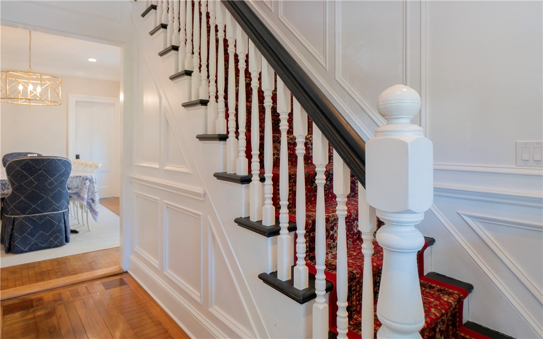12 Bliss Road Newport, RI 02840 - Photo 21 of 47