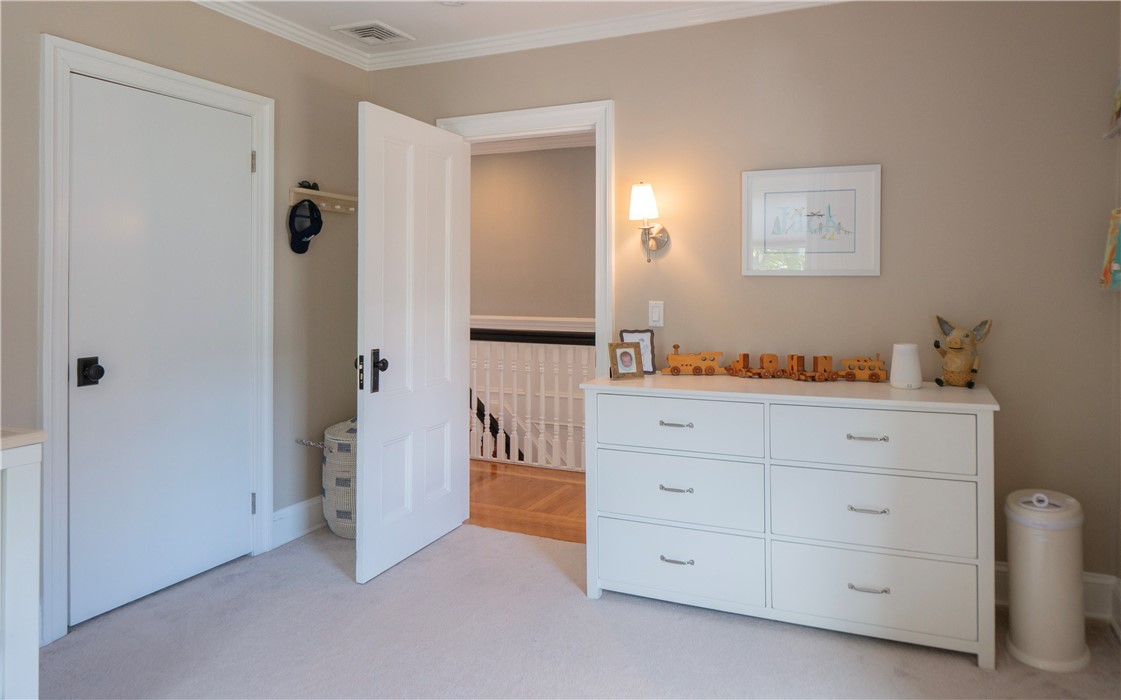 12 Bliss Road Newport, RI 02840 - Photo 29 of 47