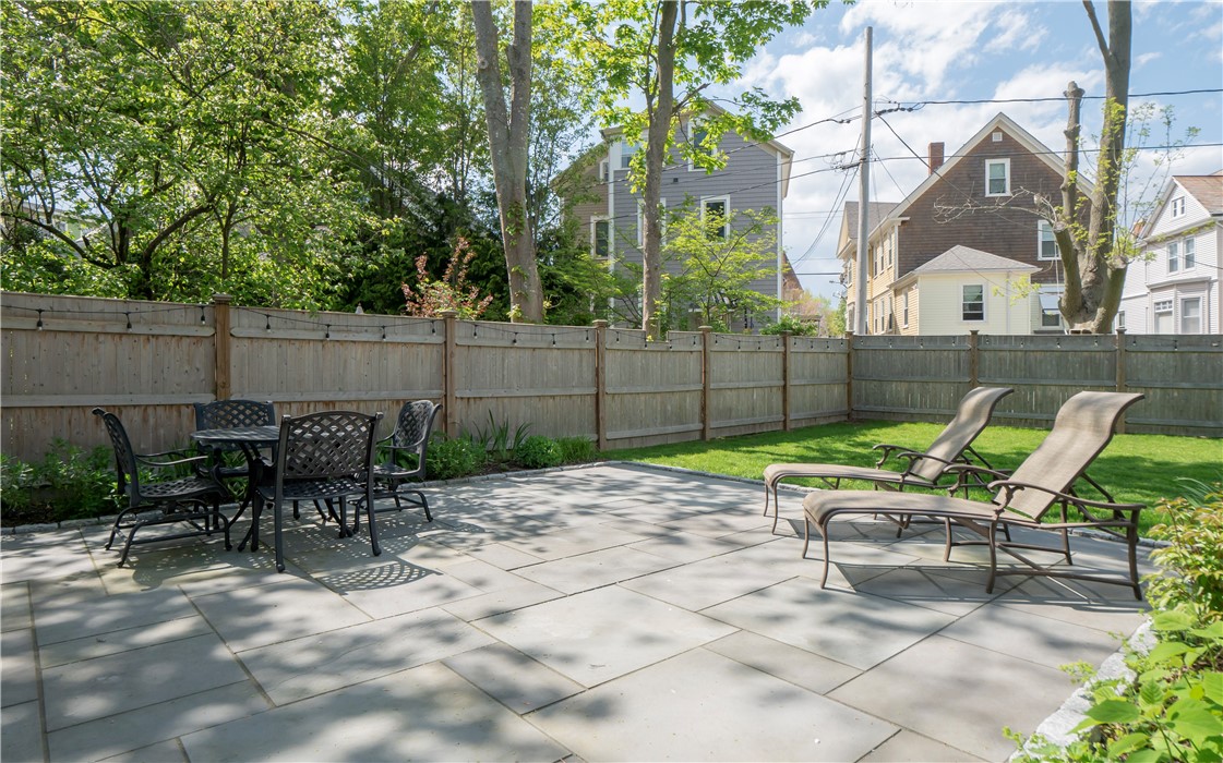 12 Bliss Road Newport, RI 02840 - Photo 43 of 47