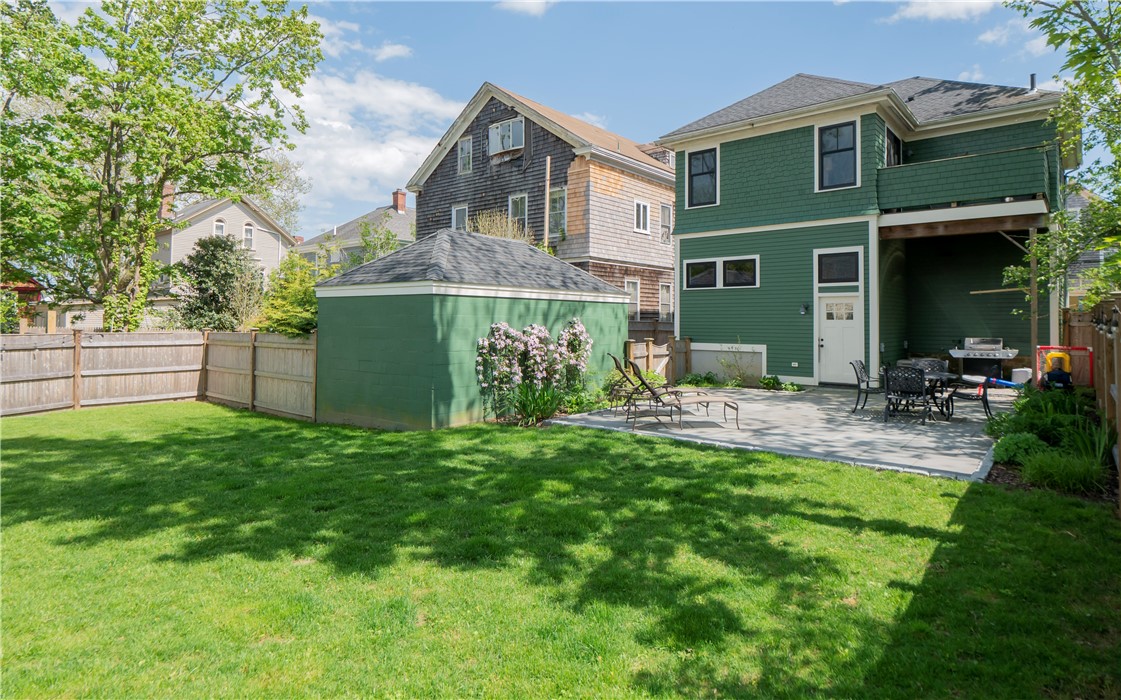 12 Bliss Road Newport, RI 02840 - Photo 44 of 47