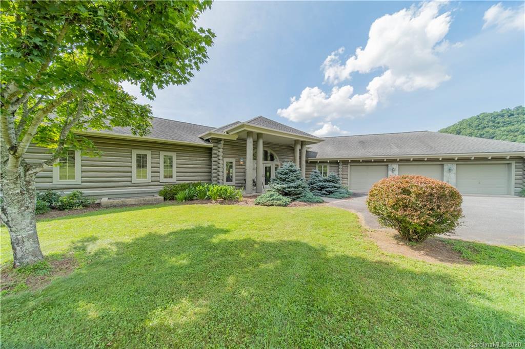 255 New Farm Road Banner Elk, NC 28604 - Photo 4 of 48 Gallery Image 4