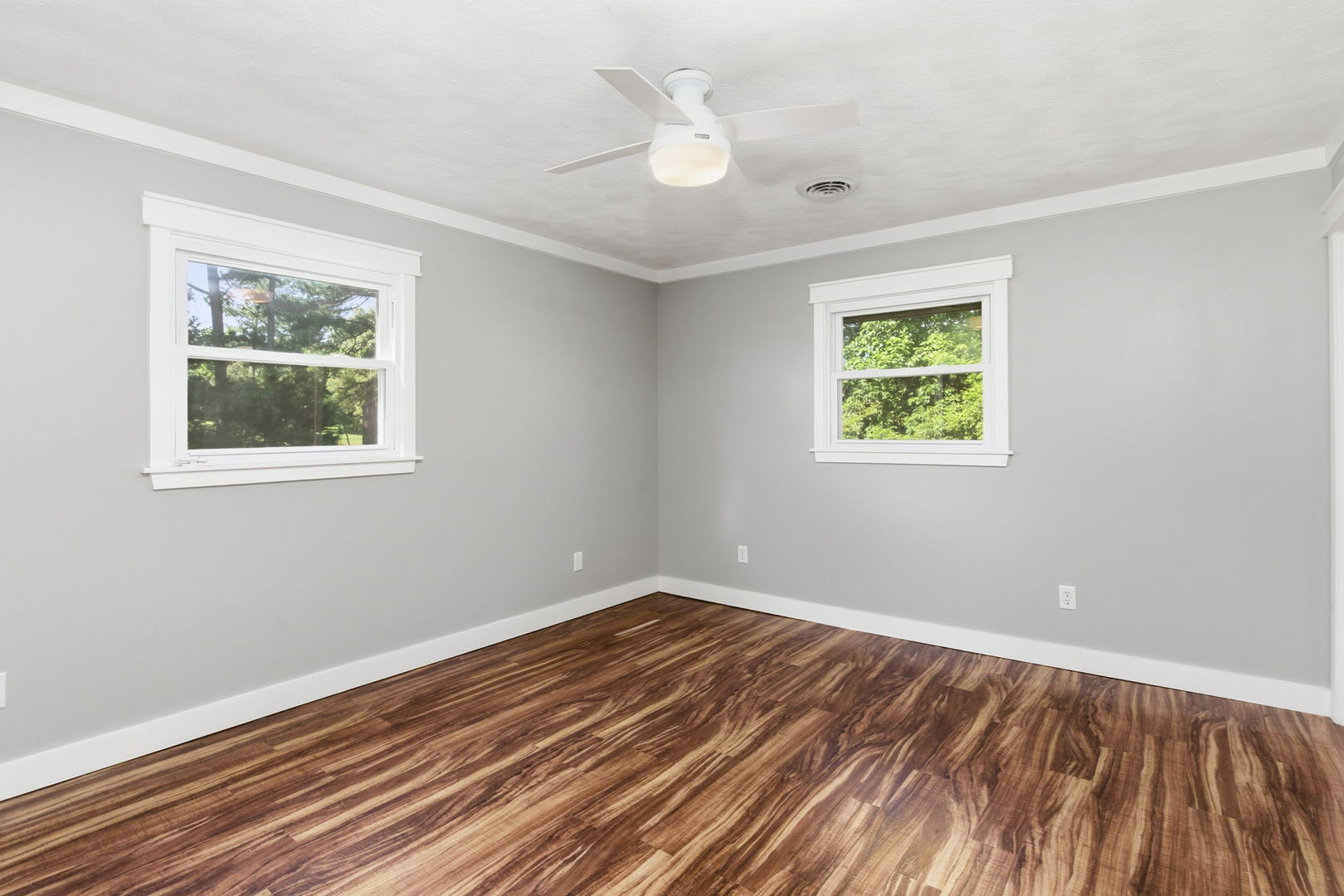 2585 Market Road Marion, IL 62959 - Photo 16 of 29