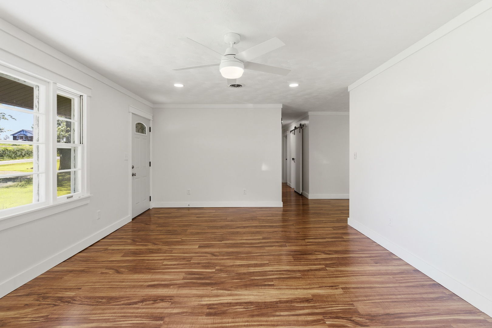2585 Market Road Marion, IL 62959 - Photo 7 of 29