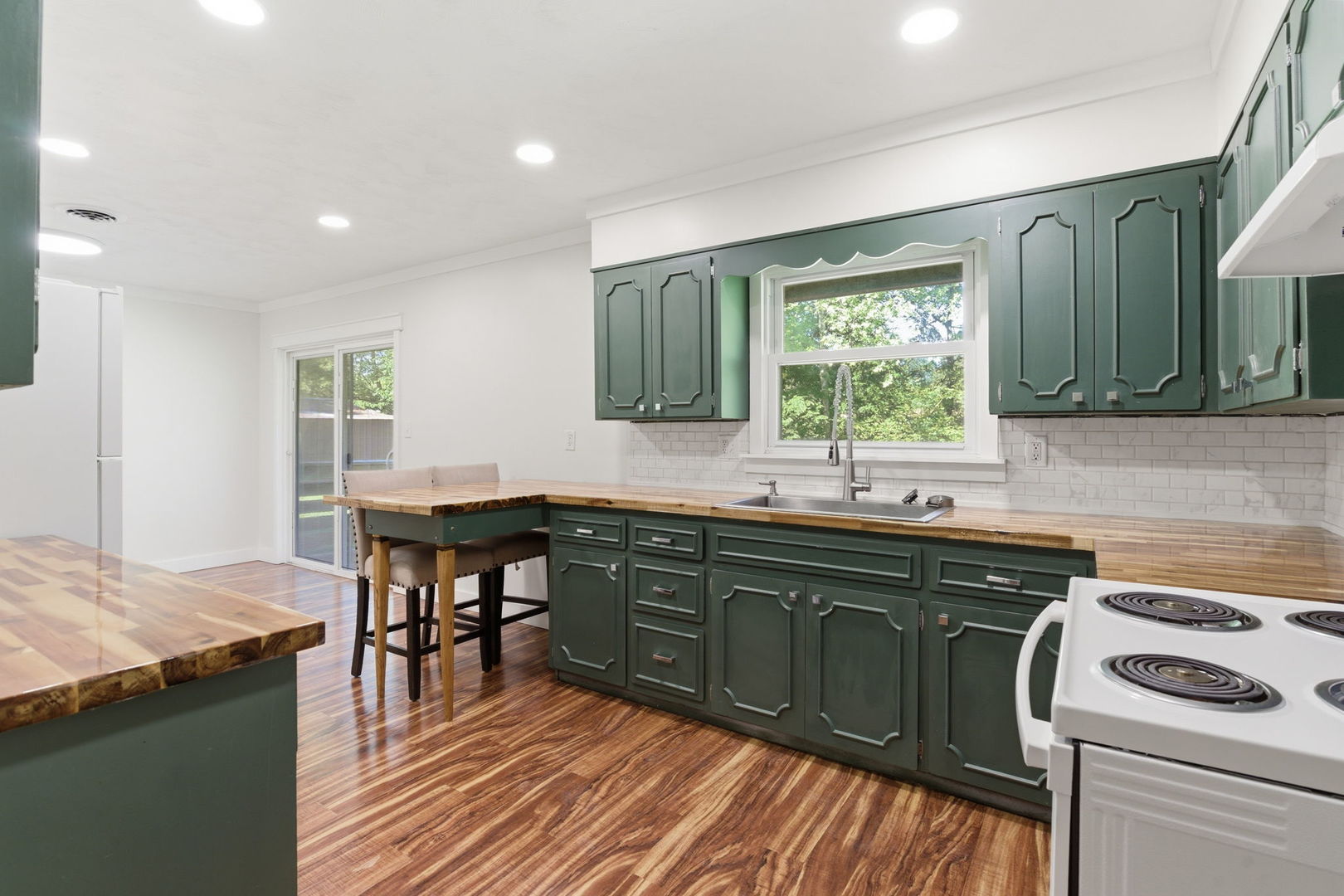 2585 Market Road Marion, IL 62959 - Photo 10 of 29