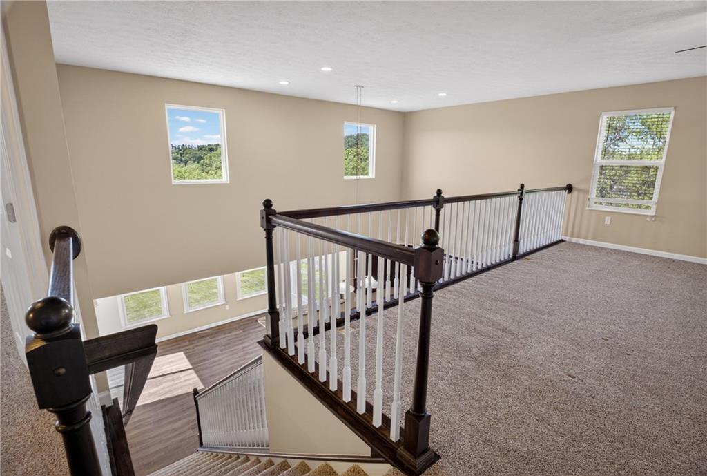 229 West Country Barn Road Houston, PA 15342 - Photo 34 of 50