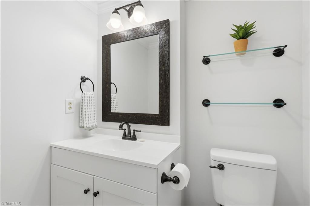 608 Alpine Road Winston-Salem, NC 27104 - Photo 22 of 41