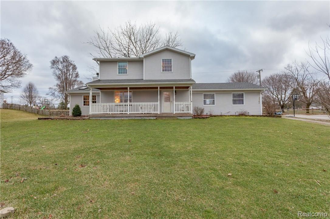 3765 West Schafer Road Pinckney, MI 48169 - Photo 1 of 36 IMG_2922.jpg